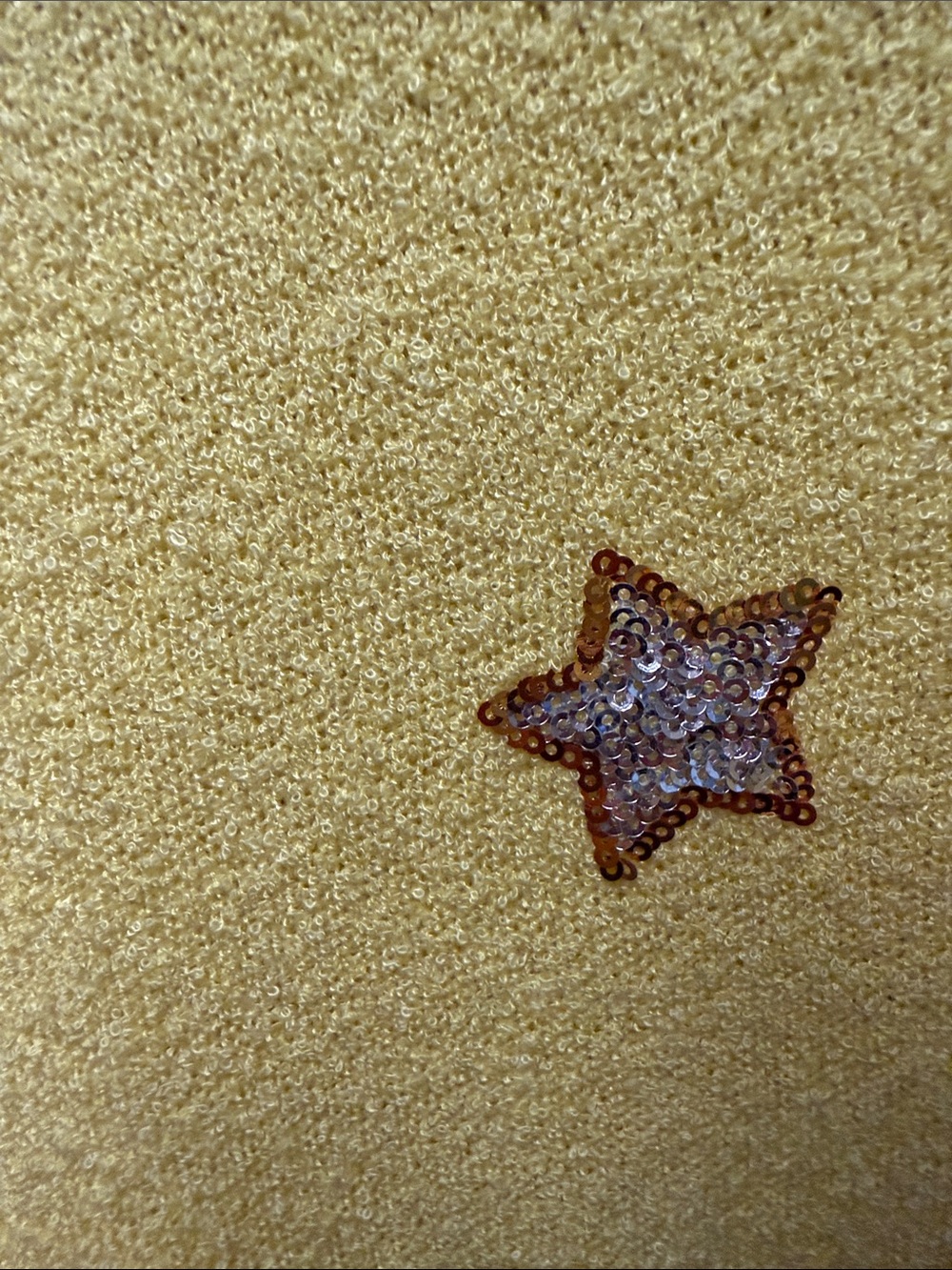 H114 NWT Peach Love California L pp30 Yellow Distresse Star Lightweight Sweater - Picture 3 of 4